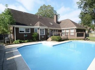 4825 Berrywood Rd, Virginia Beach, VA 23464