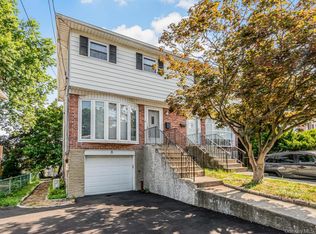 8 Gerri Ln, Yonkers, NY 10703
