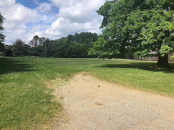 Driveway from Osborne Rd
