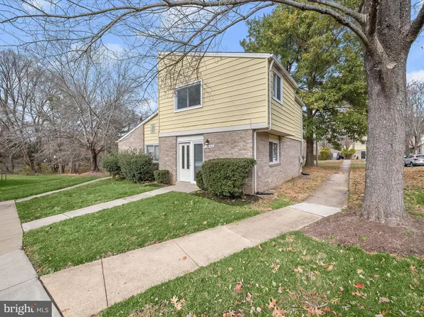 12632 Tobytown Dr, Potomac, MD 20854