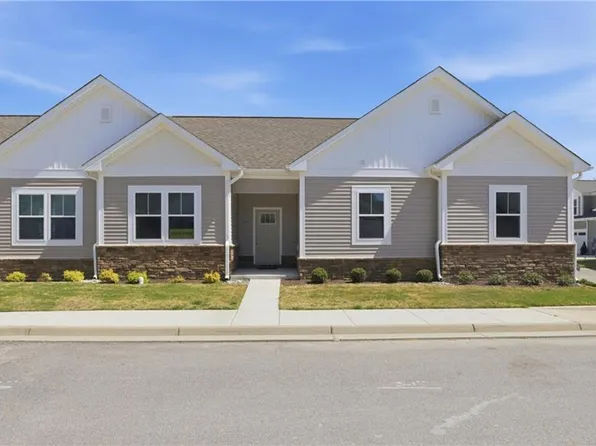 1200 Capella Ln #A, Suffolk, VA 23434