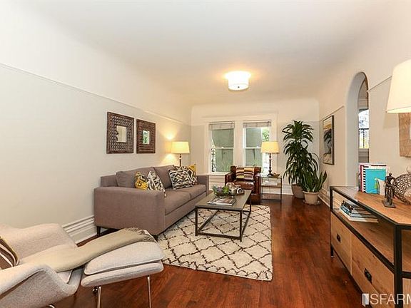 5th image of 247 Connecticut St