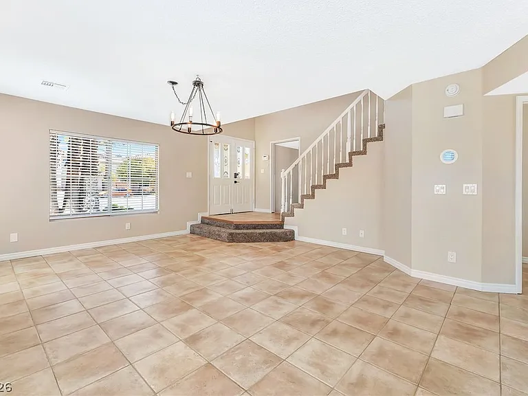 966 Pack Saddle Ct — Photo 5