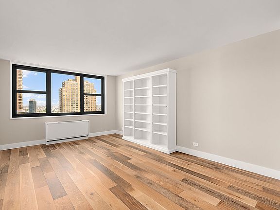 4th image of 340 E 93rd St APT 28H