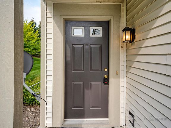 3rd image of 3170 Falling Waters Ln #3170