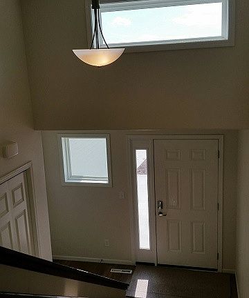 2nd image of 964 30th Ave W