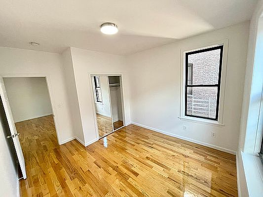 3rd image of 9 Fort Washington Ave #44