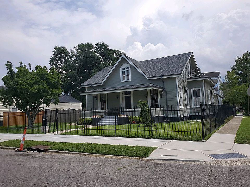 1st image of 2628 Baronne St