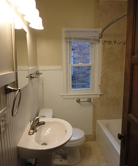 1528 Northwest Blvd #C — Photo 5