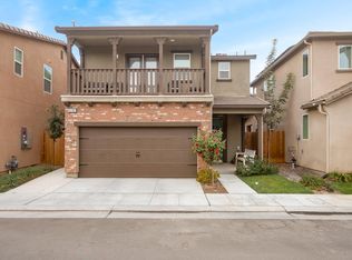 6280 E Valley Edge Drive, Fresno, CA 93727