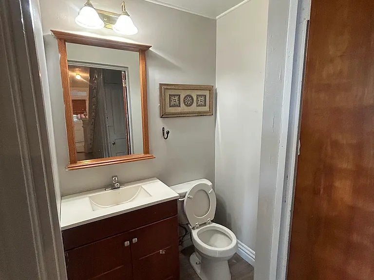 187 Allegheny Ave — Photo 4