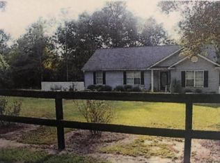 645 Leahs Row Rd, Ambrose, GA 31512