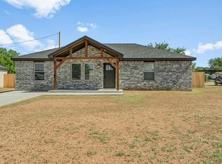 702 11th St, Abernathy, TX 79311