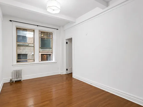 170 West 74th Street image 1 of 3