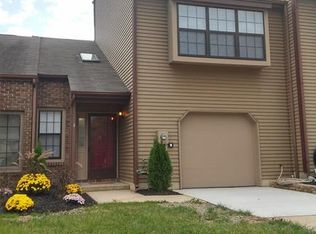 4 Francis Ct, Robbinsville, NJ 08691