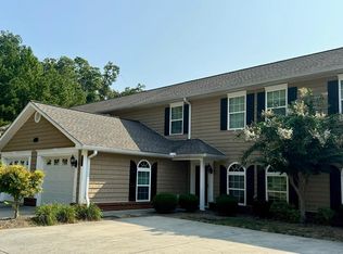 896 E Summit Dr, Dalton, GA 30721