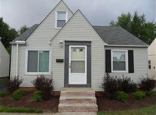 1368 Mayfield Ridge Rd, Mayfield Heights, OH 44124