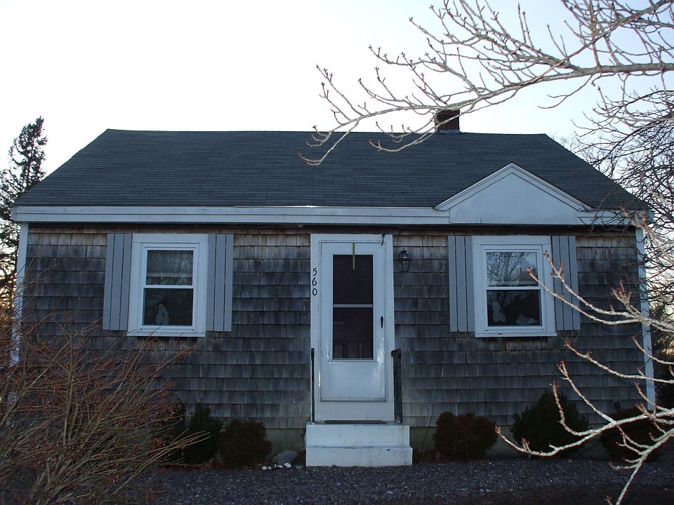 560 S Franklin St 02343