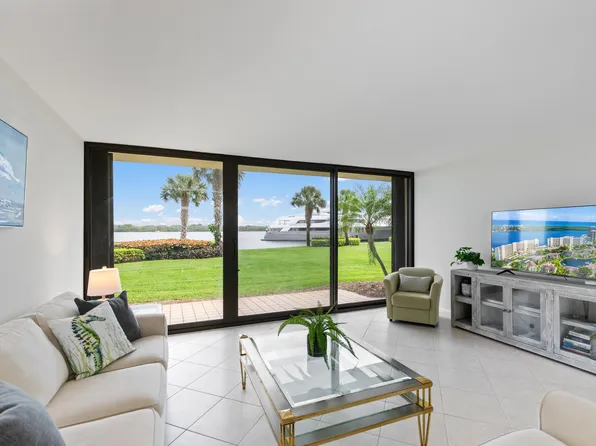 126 Lakeshore Drive #G34, North Palm Beach, FL 33408