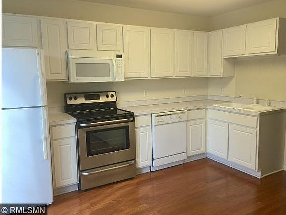 4th image of 2025 Gresham Ave N