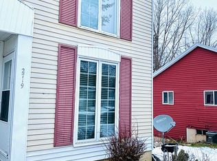 2717-2719 Narraganset Dr, Lansing, MI 48910