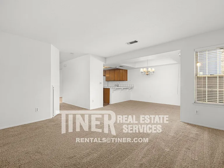 4116 Alex Ln — Photo 15