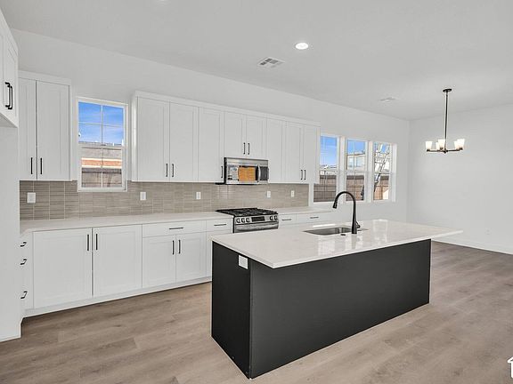 3rd image of 636 Phase 6 Lot 636