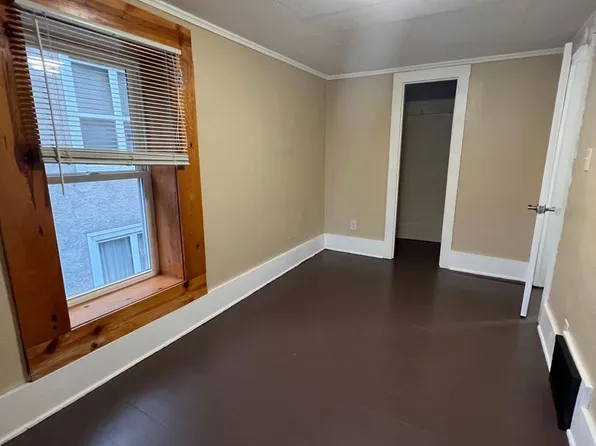 413 8th St S, La Crosse, WI 54601