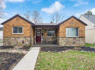 65 Avondale Dr, Akron, OH 44313
