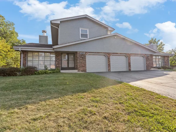 6241 Brynwood Dr, Rockford, IL 61114