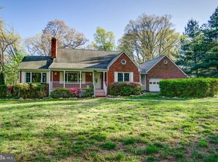 6648 Ridgeway Dr, Springfield, VA 22150