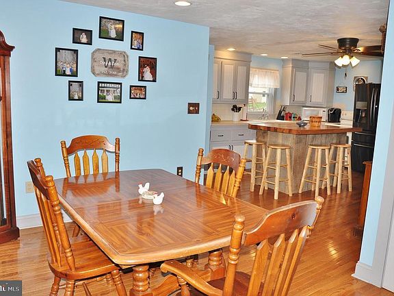 5th image of 435 Boxwood Rd