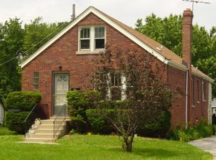 8018 W 27th St, North Riverside, IL 60546