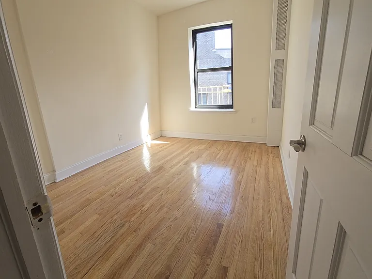 13209 Maple Ave #43D — Photo 5