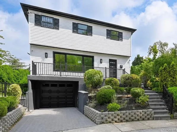 13-15 143rd Street, Whitestone, NY 11357