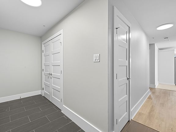2nd image of 15 Kings Wharf Pl #602