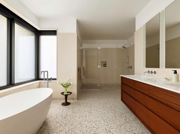 83 Thompson Street image 14 of 26