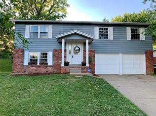 2487 Periwinkle Ct, Florissant, MO