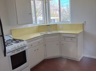 (Undisclosed Address), Lake Elsinore, CA 92530