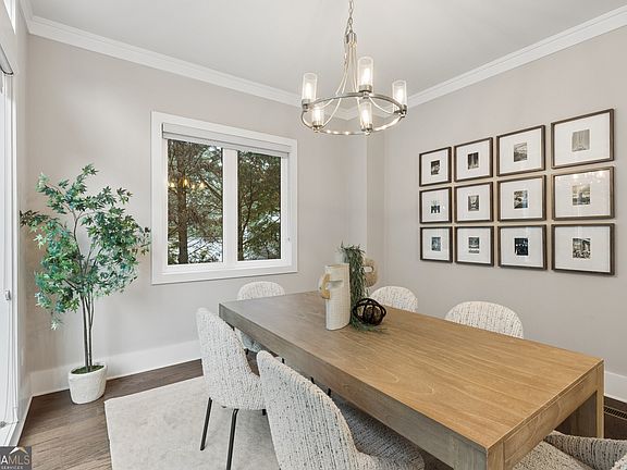 3rd image of 2974 Hermance Dr