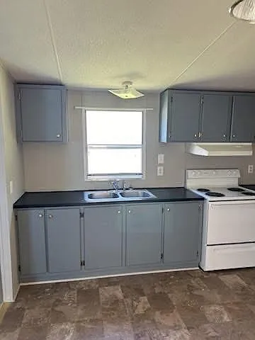 197 Golden Oaks Ln #197 — Photo 8