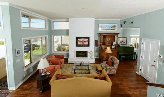 3rd image of 111 Avenue F APT 3