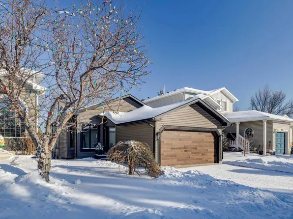 10 Somerside Mnr SW, Calgary, AB T2Y 3G5