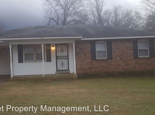 2757 Lake Park Rd, Memphis, TN 38127