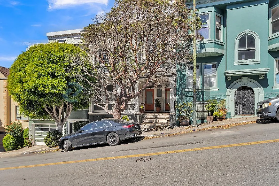 2 bed, 1200 sqft, $7,000 — Photo 1