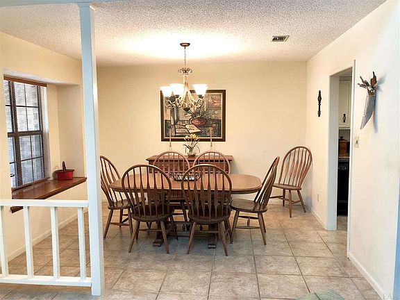 4th image of 3555 Shannon Pl