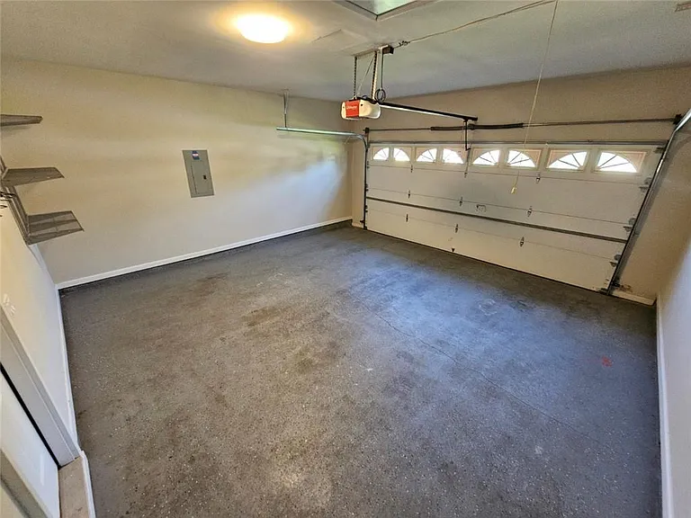 1550 Argonne Ln — Photo 30