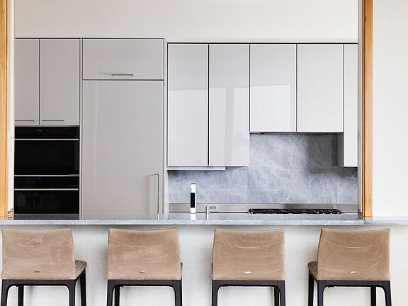 4th image of 1 Dalton St APT 4804