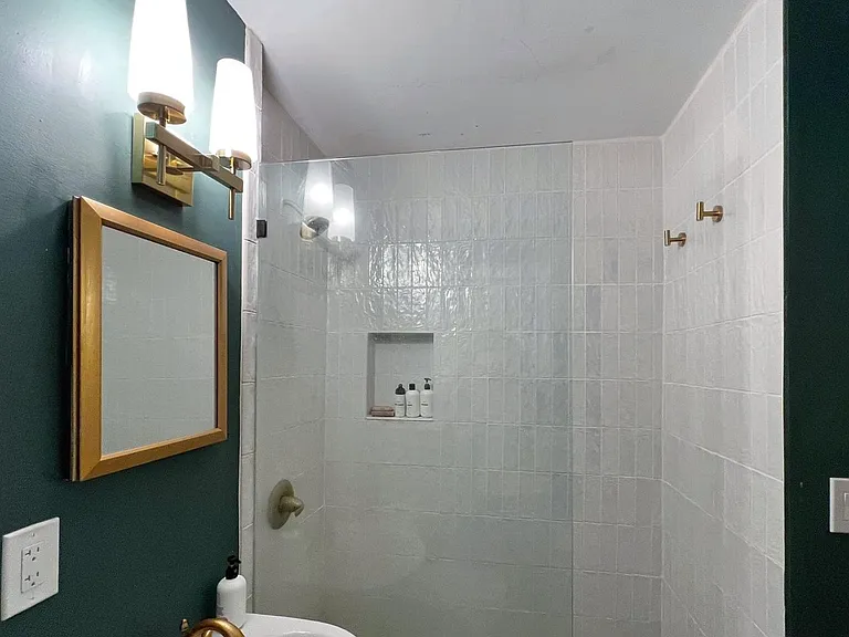 230 Chelsea Cir — Photo 16