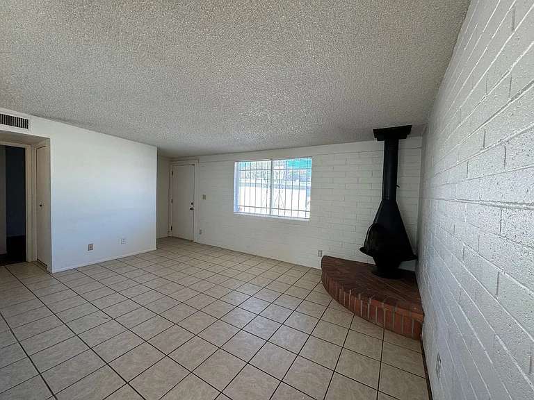 7467 E Desert Spring Dr — Photo 18